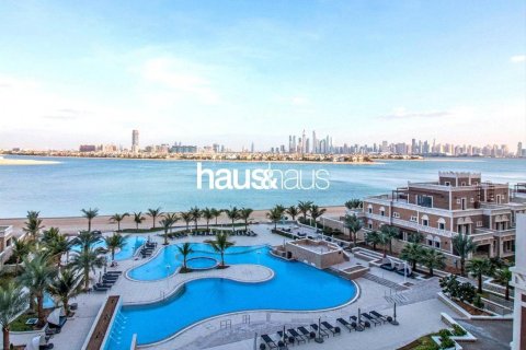 Apartament në Palm Jumeirah, Dubai, Emiratet e Bashkuara Arabe 3 dhoma gjumi, 219 m2. № 625790