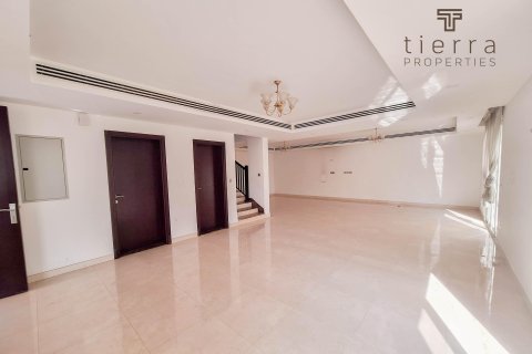 Вилла Аль-Твар, Дубай, БАӘ-да 3 жатын бөлмелер, 744.5 м² № 451397 - фото 5