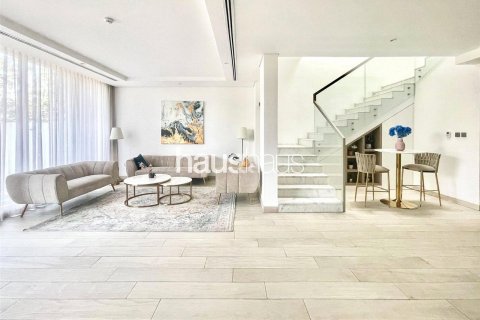 Villa em Jumeirah Park, Dubai, EAU 4 quartos, 188 m2 № 626849