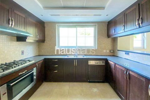 Vila v Jumeirah Park, Dubai, SAE 3 ložnice, 285 m² Č.: 626851 - fotografie 4