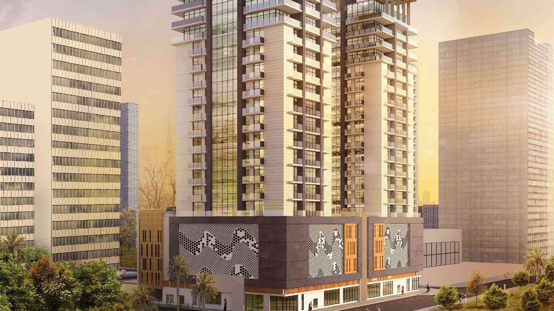 7 PARK CENTRAL