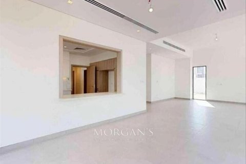 Vilë në Al Furjan, Dubai, Emiratet e Bashkuara Arabe 4 dhoma gjumi, 462.7 m2. № 545663 - Foto 3