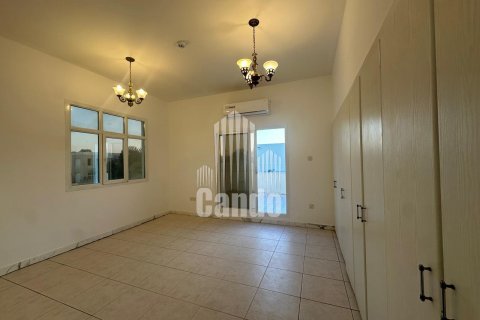 Villa sa Al Barsha, Dubai, UAE 5 silid-tulugan, 464.5 sq.m. № 552562 - larawan 12