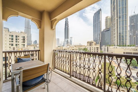 Apartamento en venta en Old Town, Dubai, EAU 2 dormitorios, 113 m2 № 593431 - foto 3
