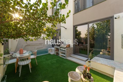 Vilë në Tilal Al Ghaf, Dubai, Emiratet e Bashkuara Arabe 4 dhoma gjumi, 223 m2. № 625529 - Foto 19