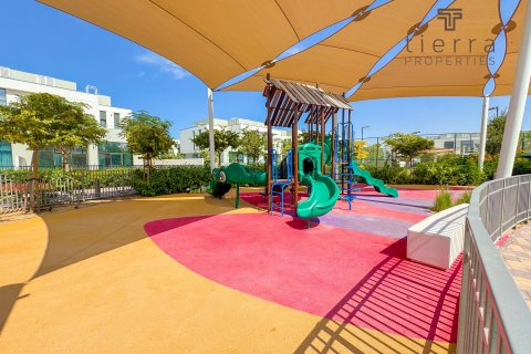 Villa itt: Al Furjan, Dubai, EAE, 4 hálószoba, 336 m², azonosító: 574866 - fénykép 14
