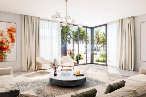 Villa in Abu Dhabi, UAE 6 bedrooms, 590 sq.m. № 588956