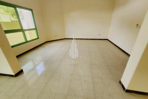 Villa in vendita a Al Bateen, Abu Dhabi, EAU 6 camere da letto, 1800 mq. № 577281 - foto 4