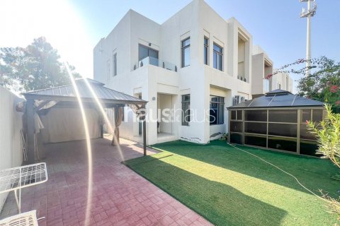 Villa à vendre à  Reem, Dubai, EAU 3 chambres, 237 m2 № 625585 - photo 2
