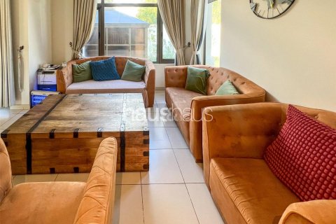 Villa à vendre à  Reem, Dubai, EAU 3 chambres, 237 m2 № 625585 - photo 4