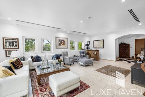 Vilë në Jumeirah Park, Dubai, Emiratet e Bashkuara Arabe 3 dhoma gjumi, 327.67 m2. № 353873 - Foto 2