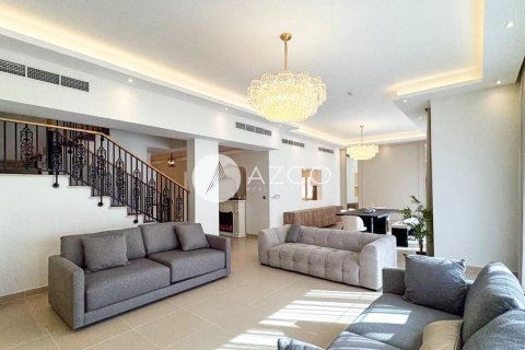 Villa i Dubai, UAE 4 soveværelser, 468.7 kvm № 585672