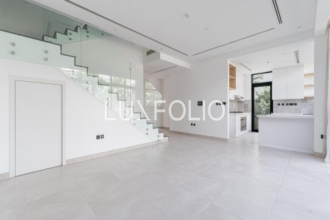 Rumah bandar di Jumeirah Golf Estates, Dubai, UAE 4 bilik tidur, 322 meter persegi № 627631 - foto 9
