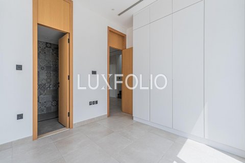 Rumah bandar di Jumeirah Golf Estates, Dubai, UAE 4 bilik tidur, 322 meter persegi № 627631 - foto 15