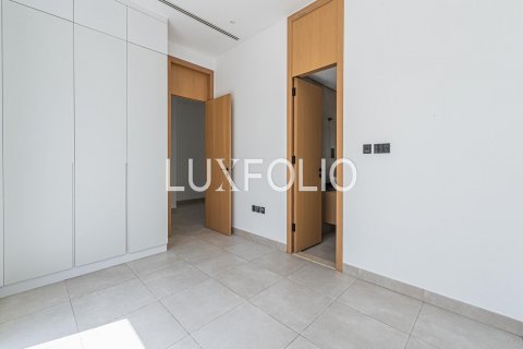 Rumah bandar di Jumeirah Golf Estates, Dubai, UAE 4 bilik tidur, 322 meter persegi № 627631 - foto 5