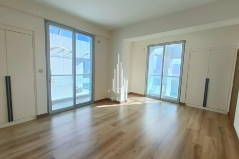Villa te koop in Al Reem Island, Abu Dhabi, VAE 3 slaapkamers, 422.5 vr.m., nr 550366 - foto 5