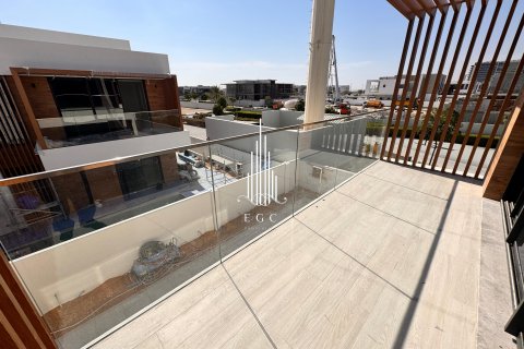 Müüa villa on the Saadiyat Island, Abu Dhabi, AÜE: 5 magamistoaga, 568.9 m² Nr 585176 - pilt 2