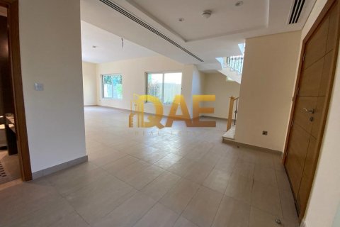 Вилла Jumeirah Park, Дубай, БАӘ-да 4 жатын бөлмелер, 5550 м² № 134922 - фото 7