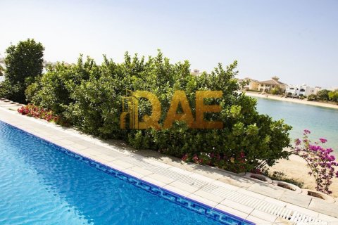 Palm Jumeirah, Dubai, UAE의 판매용 빌라 침실 6개, 1300.6426제곱미터 번호 133905 - 사진 4