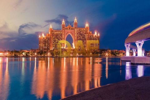 Villa itt: Palm Jumeirah, Dubai, EAE, 6 hálószoba, 1300.64 m², azonosító: 133905