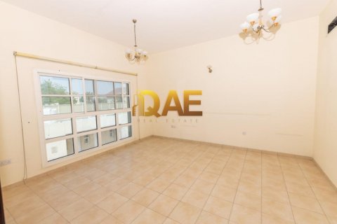 Vila u Al Twar, Dubai, UAE 6 spavaćih soba, 19600 m2 Br. 134933 - fotografija 8