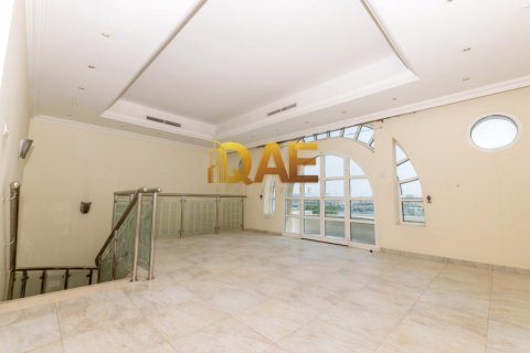 Vila u Al Twar, Dubai, UAE 6 spavaćih soba, 19600 m2 Br. 134933 - fotografija 10