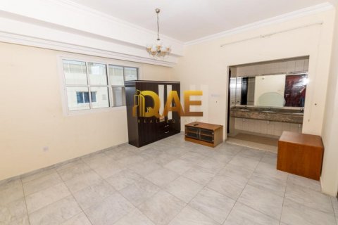 Vila u Al Twar, Dubai, UAE 6 spavaćih soba, 19600 m2 Br. 134933 - fotografija 11