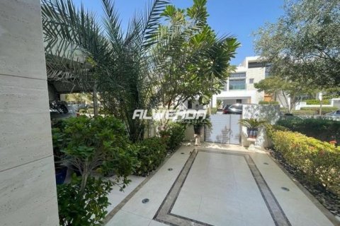Apartemen di Mohammed Bin Rashid City, Dubai, UEA 4 kamar tidur, 702 m2 nomor 139157 - foto 24