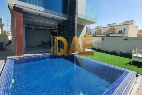 Villa itt: Jumeirah Village Circle, Dubai, EAE, 5 hálószoba, 520.257 m², azonosító: 134914
