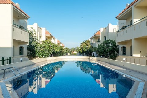 Huvila Umm Suqeim, Dubai, Arabiemiraatit 3 makuuhuonetta, 2600 m2 № 133003 - kuva 12