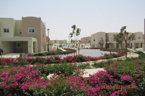 Kuća u nizu u Wadi Al Safa 3, Dubai, UAE 4 spavaćih soba, 230 m2 Br. 136997 - fotografija 12