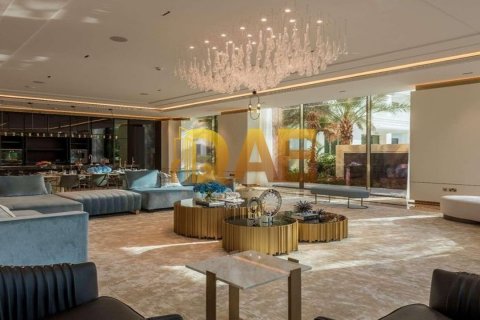 Villa til salg i Emirates Hills, Dubai, UAE 7 soveværelser, 4180.6368 kvm № 133907 - foto 7