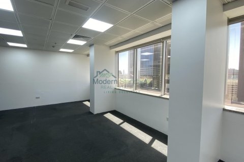 Зняти в оренду офіс в Sheikh Zayed Road, Дубай, ОАЕ 504м2, № 294452 - фото 5