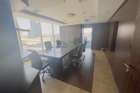 Office til leje i Sheikh Zayed Road, Dubai, UAE 2633 kvm № 294454 - foto 5