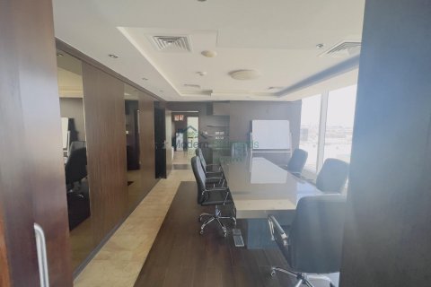 Office til leje i Sheikh Zayed Road, Dubai, UAE 2633 kvm № 294454 - foto 6