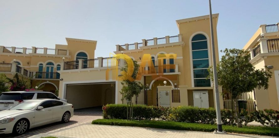 Вилла Jumeirah Park, Дубай, БАӘ-да 4 жатын бөлмелер, 5550 м² № 134922