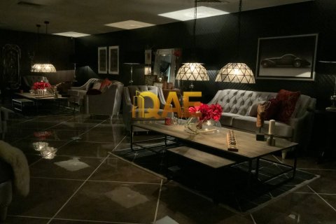 Müüa villa asukohaga Al Twar, Dubai, AÜE: 16 magamistoaga, 40000 m² Nr 134931 - pilt 15
