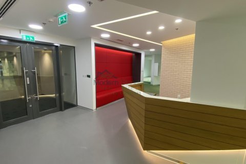 Sheikh Zayed Road, Dubai, UAE의 임대용 사무실 5640제곱미터 번호 294451 - 사진 15