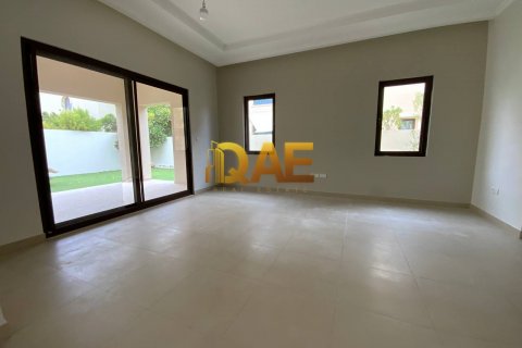 Vila di Arabian Ranches 2, Dubai, UEA 5 kamar tidur, 4650 m2 nomor 134919 - foto 4