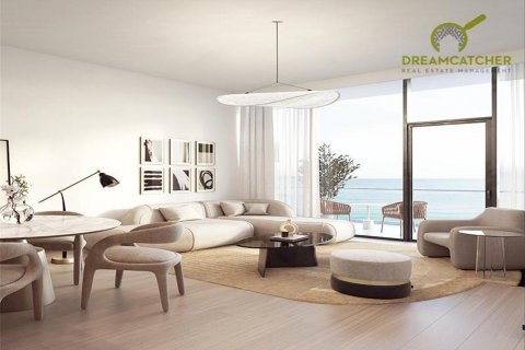 Apartment in Mina Al Arab, Ras Al Khaimah, UAE 38.7 sq.m. № 588688 - photo 2
