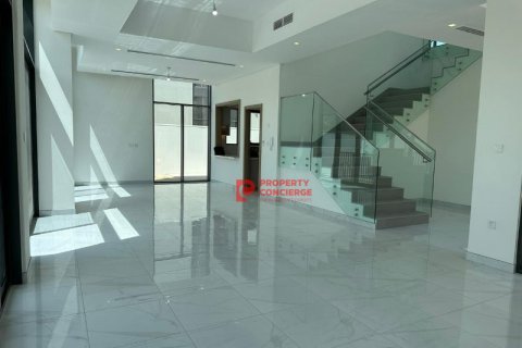 Üürile anda villa asukohaga Al Furjan, Dubai, AÜE: 4 magamistoaga, 522 m² Nr 542280 - pilt 7