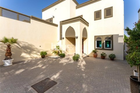 Vilă de vânzare în Jumeirah Park, Dubai, EAU 3 dormitoare, 295 mp. №625290 - poză 27
