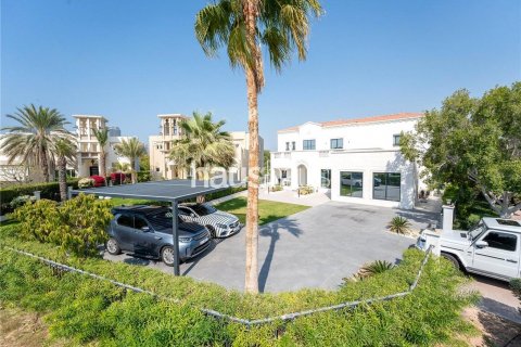 Jumeirah Islands, Dubai, संयुक्त अरब अमीरात में विला, 4 बेडरूम, 550 वर्ग मीटर, संख्या 625274 - फ़ोटो 26
