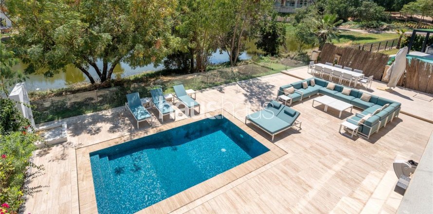 Willa w Jumeirah Islands, Dubai, ZEA 4 sypialnie, 576 mkw. nr 625275