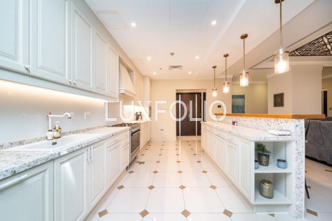 Takvåning till försäljning i Dubai Marina, Dubai, UAE 5 sovrum, 5093 kvm Nr. 627981 - fotografi 6