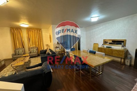 Villa in Al Reef, Abu Dhabi, UAE 5 bedrooms, 348.3 sq.m. № 533648 - photo 5