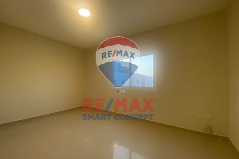 Villa Al Reef, Abu Dhabijā, AAE 5 istabas, 348.3 m2 Nr. 533647 - attēls 4