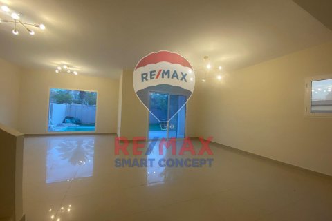 Villa Al Reef, Abu Dhabijā, AAE 5 istabas, 348.3 m2 Nr. 533647 - attēls 3