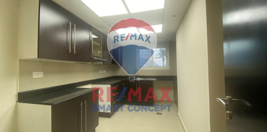 Villa Al Reef, Abu Dhabijā, AAE 5 istabas, 348.3 m2 Nr. 533647