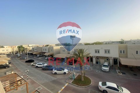 Villa uthyres i Al Reef, Abu Dhabi, UAE 3 sovrum, 174.1 kvm Nr. 533646 - fotografi 17
